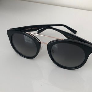 warby parker “Winnie” sunglasses in black